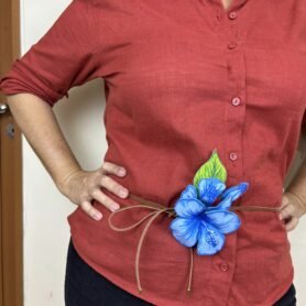 Hibisco azul c/folhagem