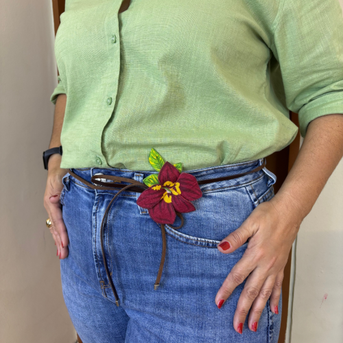 Tropicália red com folhagem P 1